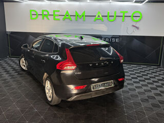 V40 D2 115CH START&STOP KINETIC POWERSHIFT 2013 occasion 57185 CLOUANGE