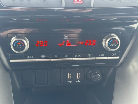 Eclipse Cross 2.4 MIVEC PHEV 188CH BUSINESS 4WD 2024 occasion 16400 Puymoyen
