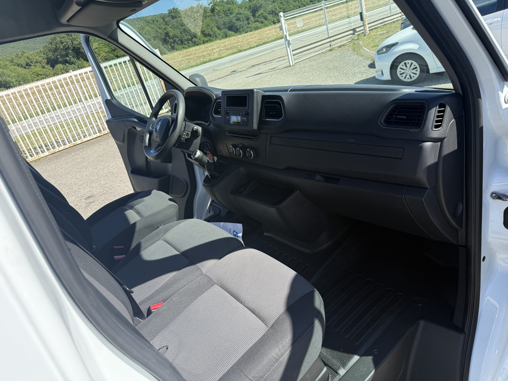 Master F3300 L2H2 2.3 DCI 135CH CONFORT EURO6 2021 occasion 26740 Les Tourrettes