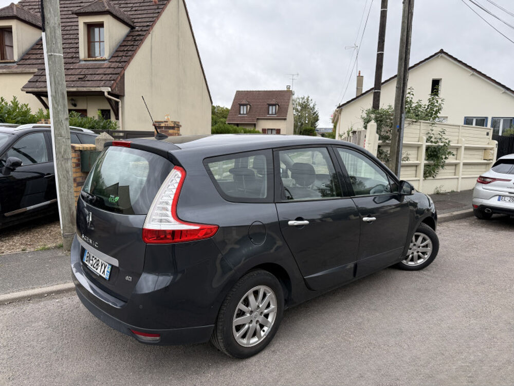 Grand Sc&eacute;nic III 1.9 DCI 130CH FAP PRIVILEGE EURO5 5 PLACES 2011 occasion 95480 PIERRELAYE