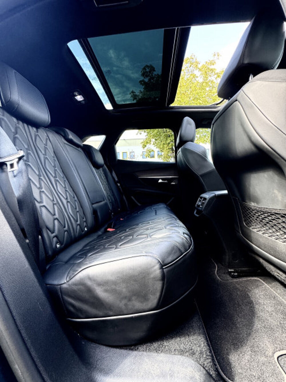 3008 HYBRID 225CH GT PACK E-EAT8 / TOIT OUVRANT / CUIR CHAUFFANT 2021 occasion 94260 Fresnes