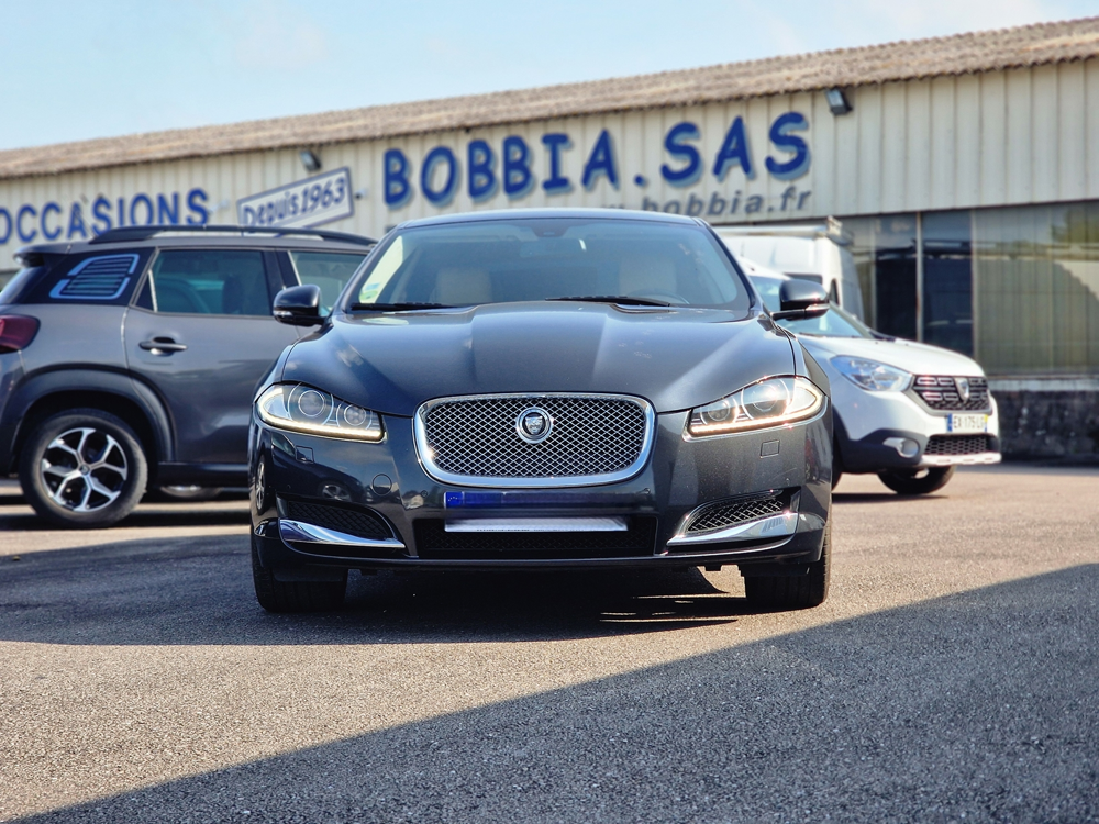XF 2.2 D 200CH LUXE PREMIUM 2013 occasion 70210 Montdor&eacute;