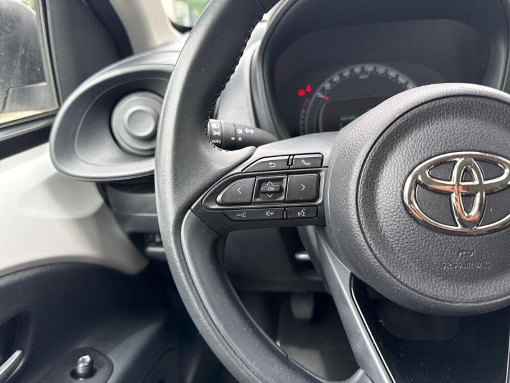 Aygo 1.0 VVT-i 72ch Dynamic 2023 occasion 13300 Salon-de-Provence