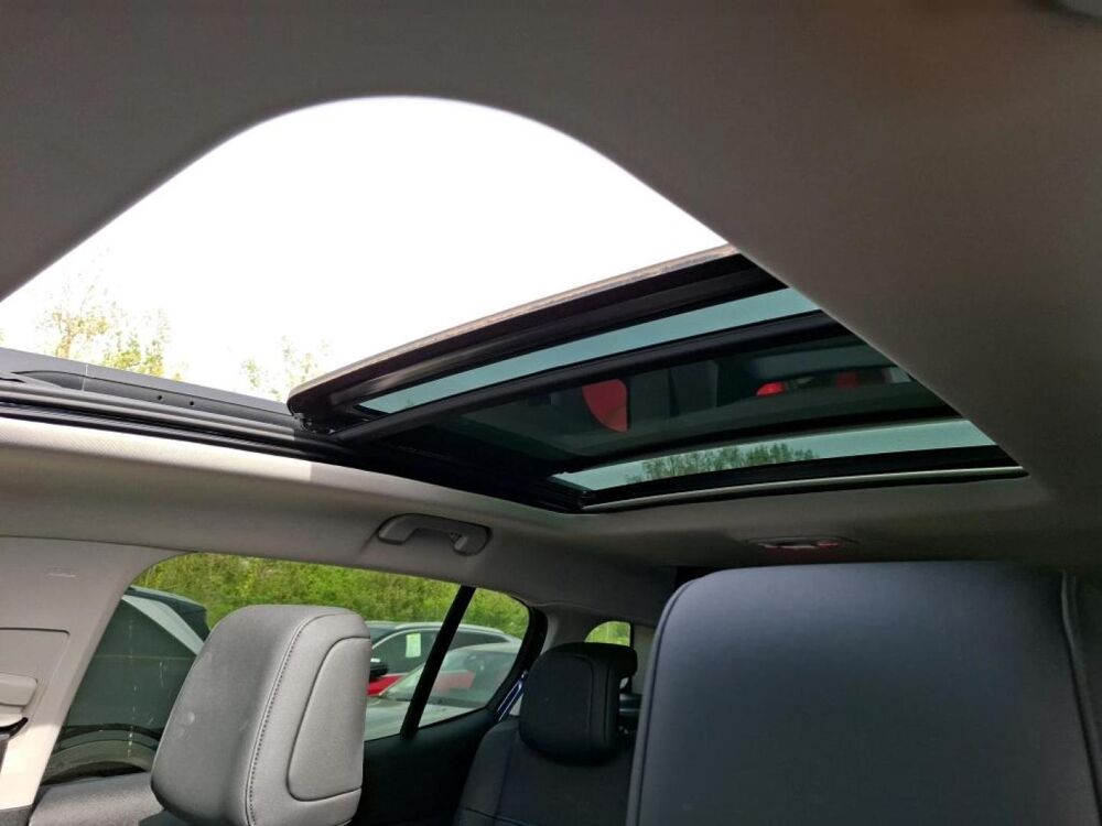 C5 aircross PureTech 130ch S&S Shine EAT8 / Toit ouvrant panoramique + C 2023 occasion 28500 Vernouillet