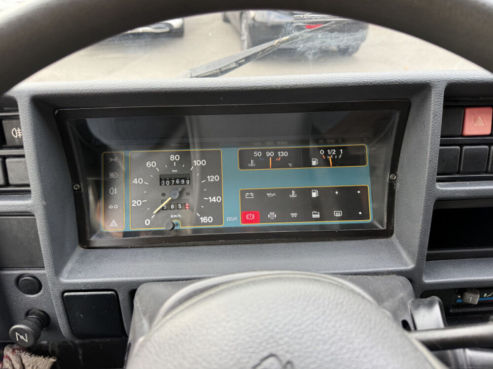 J5 1.8 66 CV ESSENCE 1 PROPRIETAIRE 1994 occasion 93220 Gagny