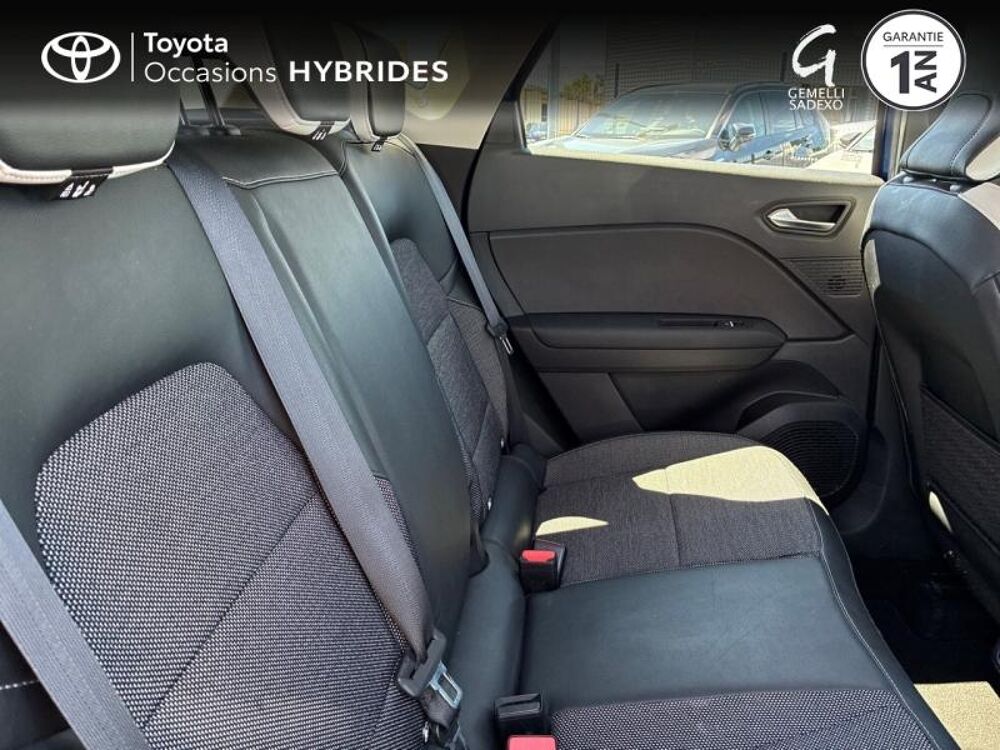Captur 1.6 E-Tech hybride 145ch Intens -21 2022 occasion 84100 Orange