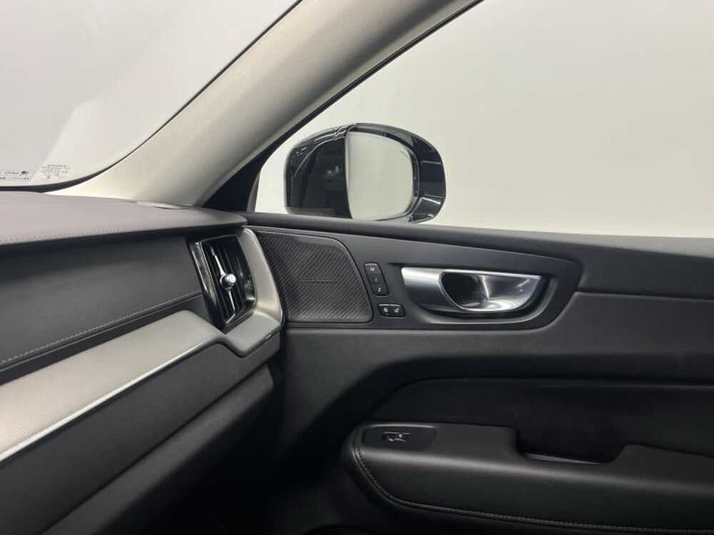 XC60 T6 Hybride Rechargeable 350 Ultra Style Chrome Geartronic 8 2024 occasion 91200 Athis-Mons