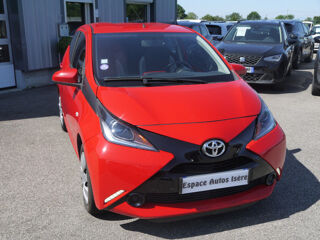 Aygo 1.0 VVT-I 69CH X 5P 2017 occasion 38260 La C&ocirc;te-Saint-Andr&eacute;