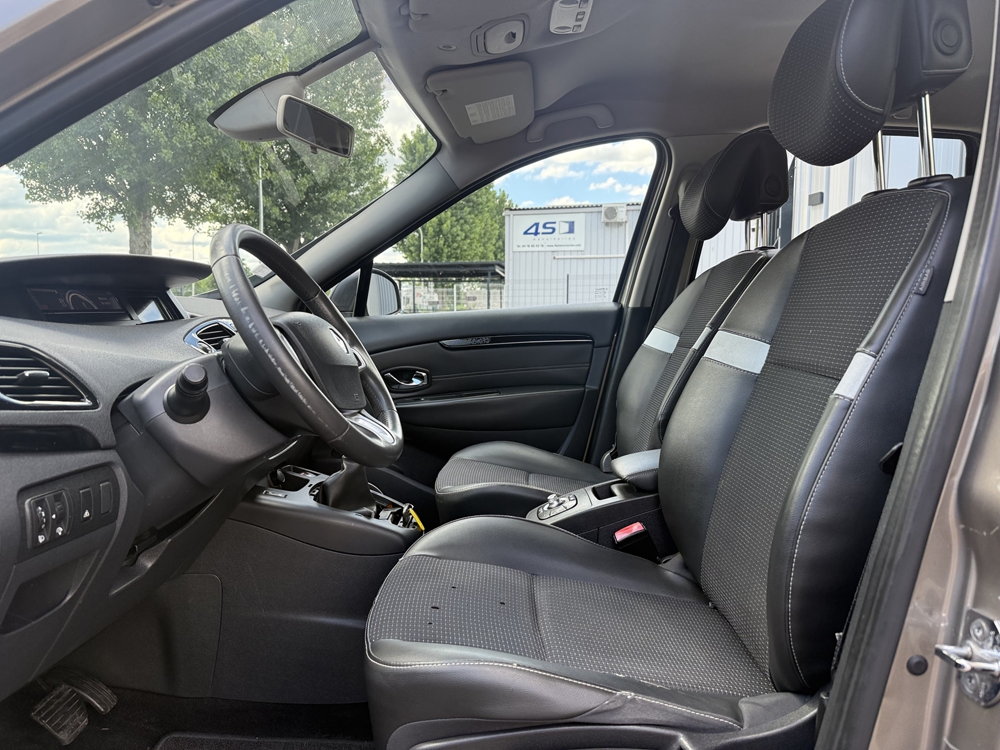 Sc&eacute;nic III 1.5 DCI 110CH FAP DYNAMIQUE EDC 2012 occasion 38340 Voreppe