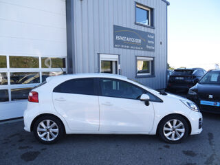 Rio 1.2 85CH 5 PORTES GPS / DISTRIBUTION A CHAINE 2016 occasion 38260 La C&ocirc;te-Saint-Andr&eacute;