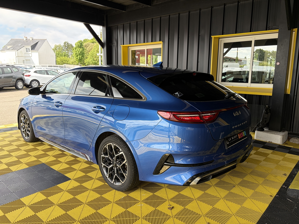 Divers 1.0 T-GDI 120CH GT LINE BUSINESS 2022 occasion 56530 Qu&eacute;ven