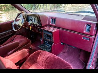 Voyager LE 1989 occasion 33320 Eysines
