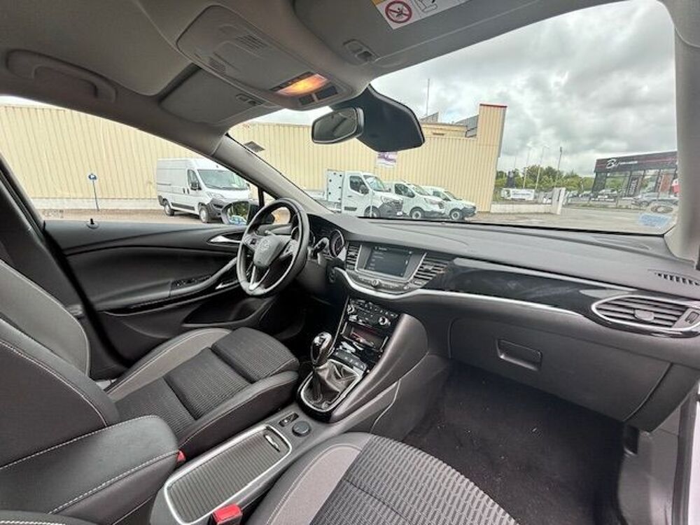 Astra 1.2 TURBO 110CH ELEGANCE BUSINESS 2021 occasion 16400 Puymoyen