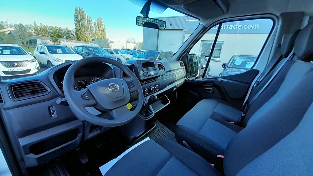 Interstar L3H1 PROPULSION RJ 3T5 2.3 DCI 165CH S/S ACENTA + COFFRE SCA 2023 occasion 63200 Malauzat