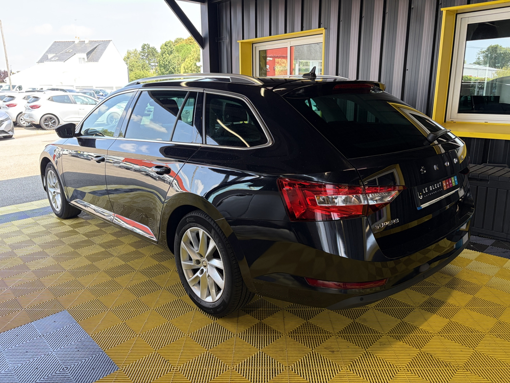 Superb 1.5 TSI ACT 150CH BUSINESS DSG7 2023 occasion 56530 Qu&eacute;ven