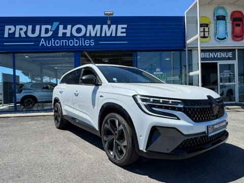 Espace 1.2 E-TECH FULL HYBRID 200CH ESPRIT ALPINE 7PLACES 2024 occasion 16400 Puymoyen