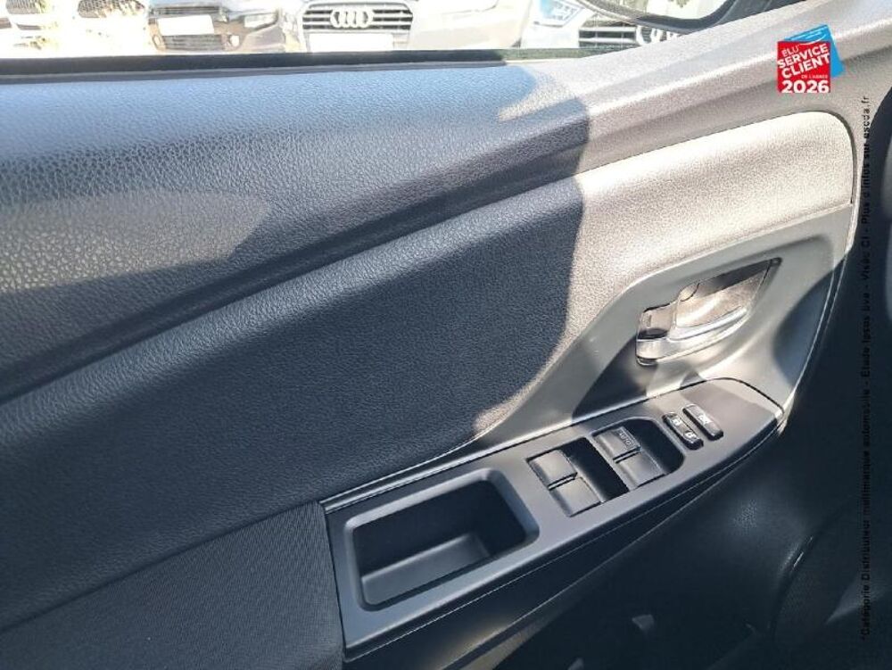 Yaris 100h Dynamic 5p 2017 occasion 21000 Dijon