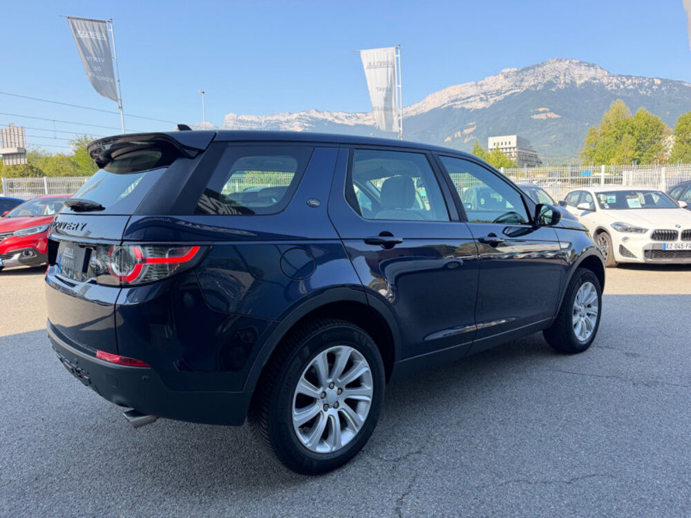 Discovery 2.0 TD4 180CH AWD SE BVA / TOIT PANO / 153MKM 2016 occasion 38130 ECHIROLLES