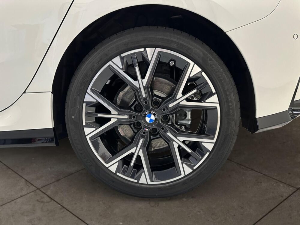 S&eacute;rie 1 120A 170ch M Sport Design DKG7 2025 occasion 78240 Chambourcy