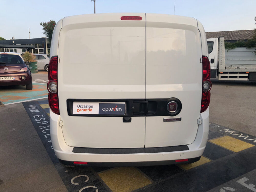 Doblo 1.6 MULTIJET 105CH 705KG PRO LOUNGE 2023 occasion 34970 Lattes
