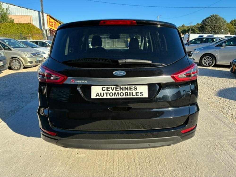 S-MAX 2.0 ECOBLUE 150CH TITANIUM DISTRIBUTION NEUVE 2018 occasion 30360 V&eacute;z&eacute;nobres