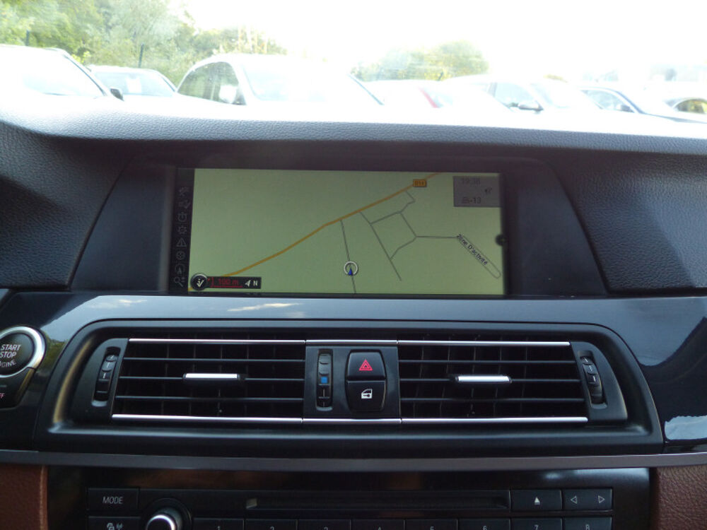 S&eacute;rie 5 (F11) 525DA XDRIVE 218CH LUXE 2012 occasion 77144 Mont&eacute;vrain