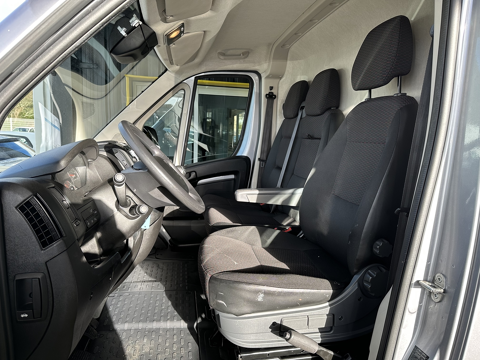 Boxer 335 L2H2 2.2 BLUEHDI S&S 140CH ASPHALT 2022 occasion 56530 Qu&eacute;ven