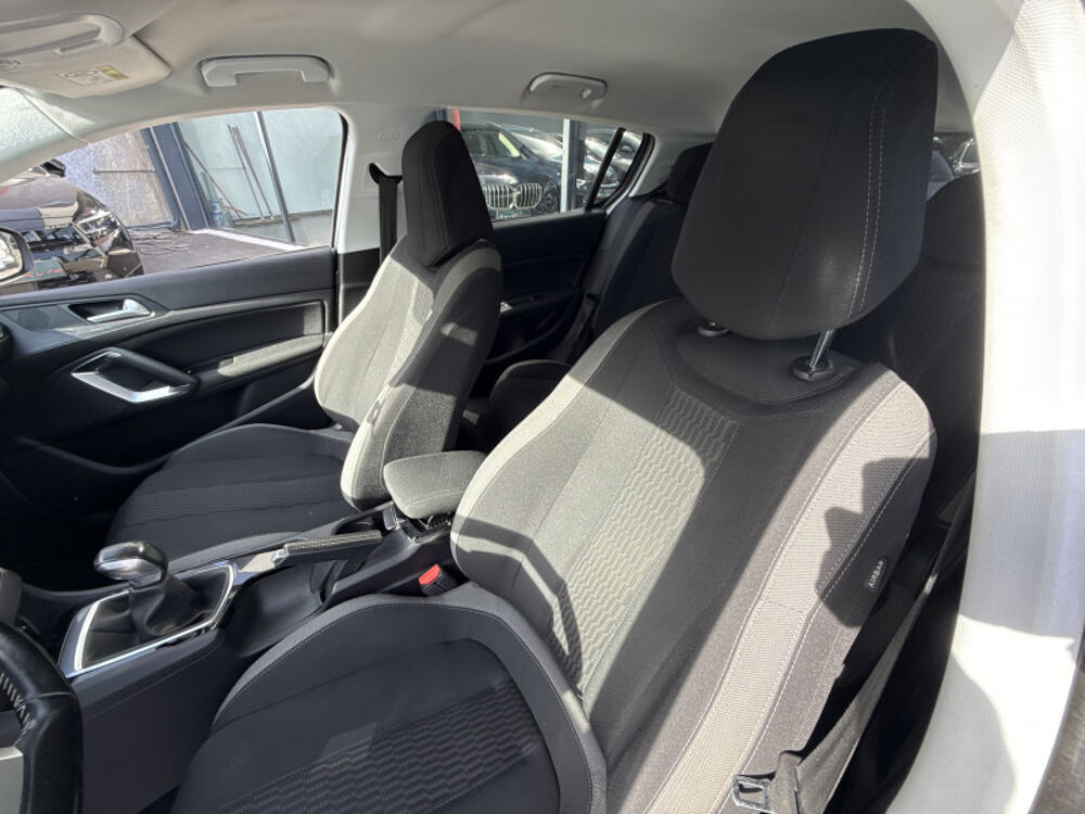 308 1.2 PURETECH 110CH STYLE S&S 5P 2016 occasion 31140 Aucamville