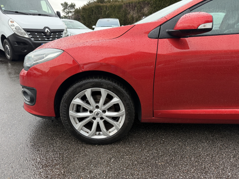 M&eacute;gane III Coup&eacute; 1.2 TCE 115CH ENERGY INTENS EURO6 2015 2016 occasion 88200 Saint-Nabord