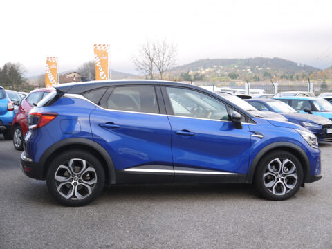 Captur 1.6 E-TECH HYBRIDE RECHARGEABLE 160CH TECHNO 2022 occasion 38260 La C&ocirc;te-Saint-Andr&eacute;