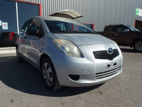 Toyota yaris 90 D-4D LUNA PACK 5P