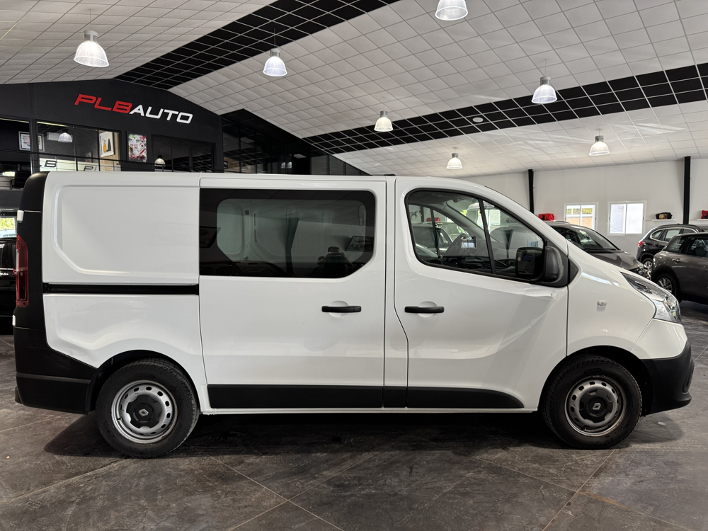 Trafic L1H1 1.6 DCI 120CH CONFORT 2017 occasion 12000 RODEZ