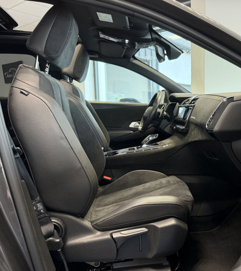DS3 310,74/MOIS* / E-TENSE 4X4 300CH PERFORMANCE LINE 2020 occasion 57350 Stiring-Wendel