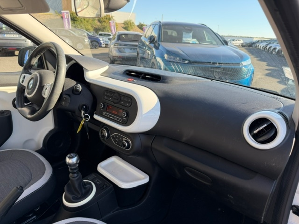 Twingo III 0.9 TCE 90CH ENERGY INTENS 2017 occasion 16400 Puymoyen