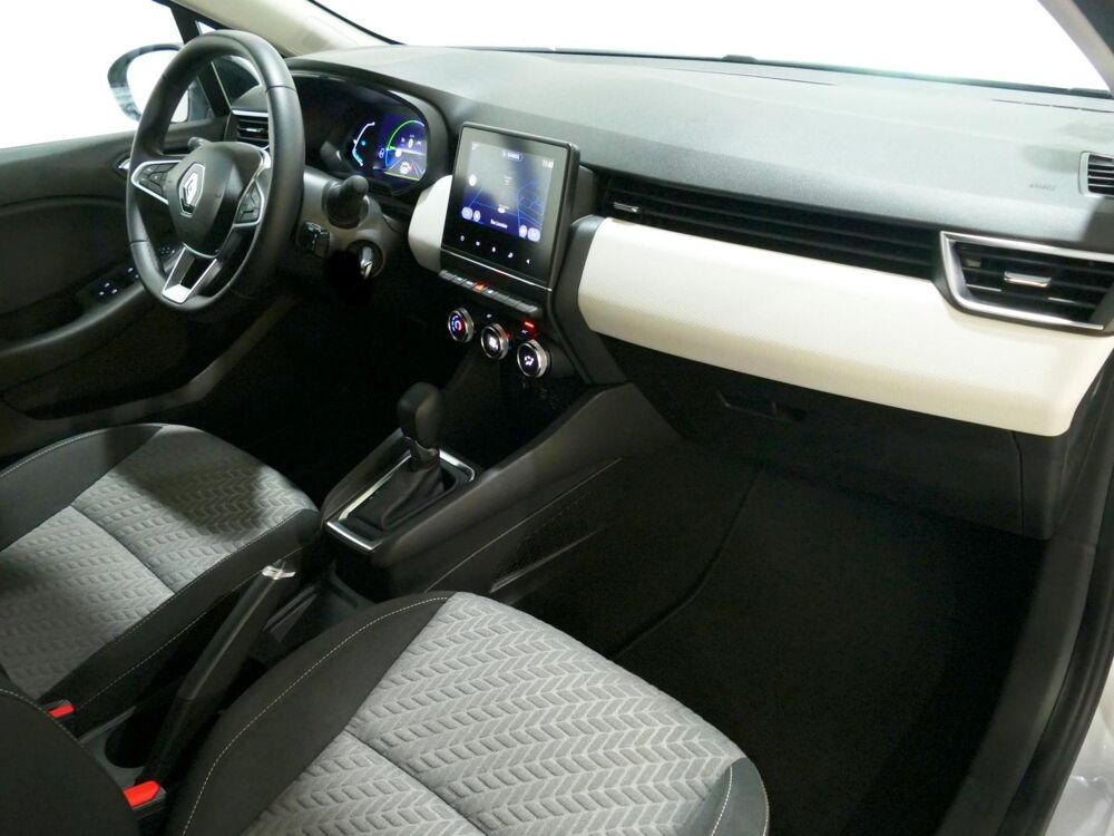Clio 1.6 E-Tech hybride 145ch Evolution 2022 occasion 77400 Lagny-sur-Marne