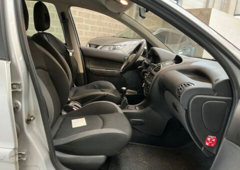 206 1.4 HDI TRENDY 5P 2006 occasion 06400 Cannes