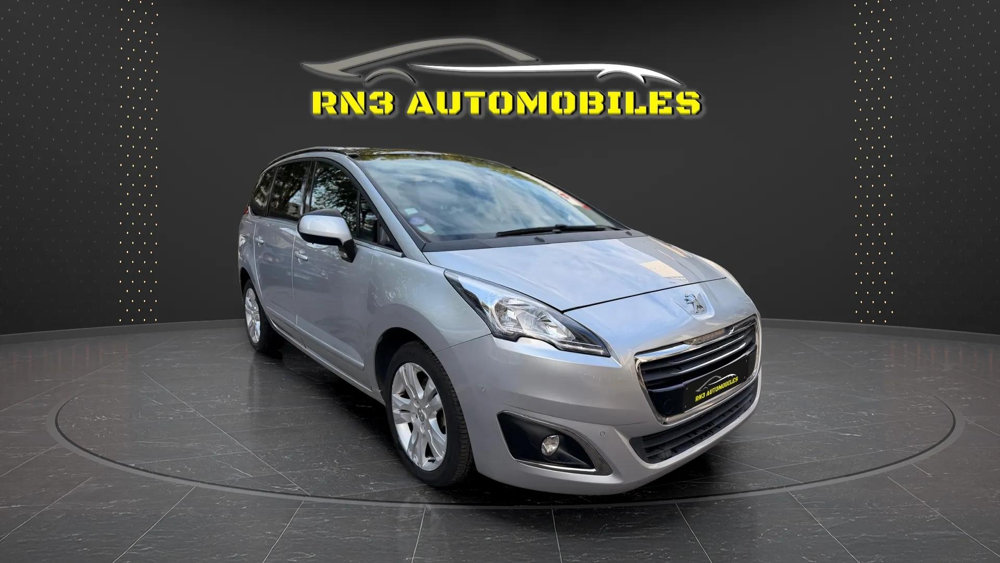 5008 1.2 PURETECH ALLURE S&S 7PL 2016 occasion 93500 Pantin