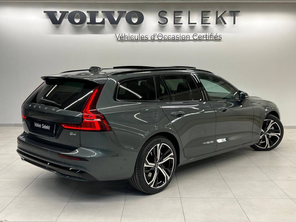 V60 B4 197ch Ultra Style Dark DCT 7 2026 occasion 91200 Athis-Mons