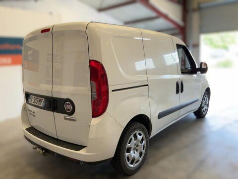 Doblo 1.6 Multijet 105ch Pack Professional Trio Nav 3 Places 2017 occasion 17450 Saint-Laurent-de-la-Pr&eacute;e