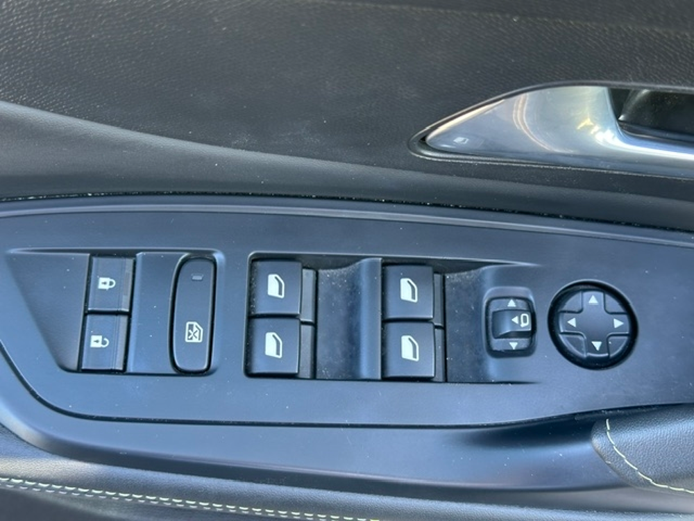 308 SW PHEV 225CH GT E-EAT8 + OPTIONS 2023 occasion 16400 Puymoyen