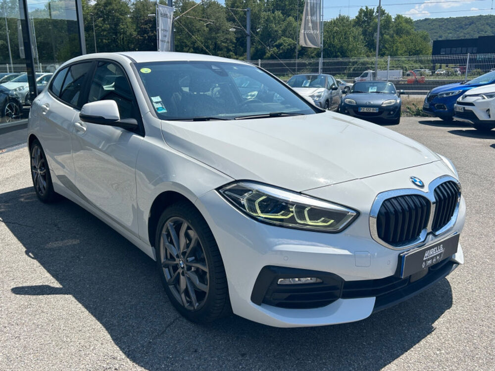 S&eacute;rie 1 (F40) 120DA XDRIVE 190CH LOUNGE 2019 occasion 38130 ECHIROLLES