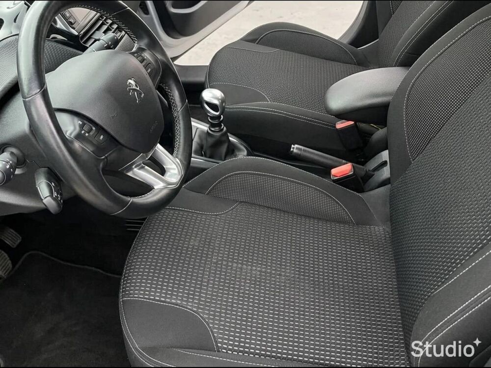 208 1.2 PureTech 110ch Tech Edition S&S 5p 2019 occasion 27000 &Eacute;vreux