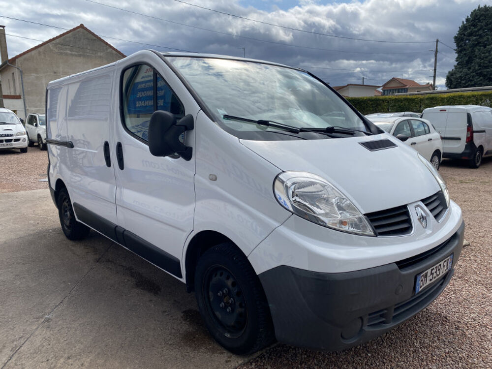Trafic L1H1 1000 2.0 DCI 115CH CONFORT 2011 occasion 42120 LE COTEAU