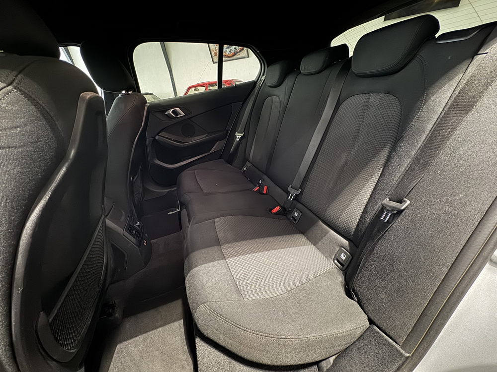 S&eacute;rie 1 (F40) 116DA BUSINESS DESIGN DKG7 PLB AUTO 2022 occasion 12000 RODEZ