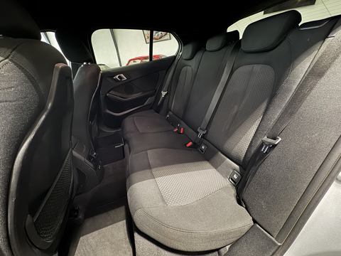 S&eacute;rie 1 (F40) 116DA BUSINESS DESIGN DKG7 PLB AUTO 2022 occasion 12000 RODEZ