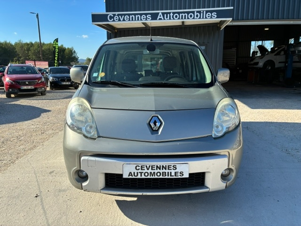 Kangoo 1.5 DCI 85CH EXPRESSION DISTRIBUTION NEUVE 2010 occasion 30360 V&eacute;z&eacute;nobres