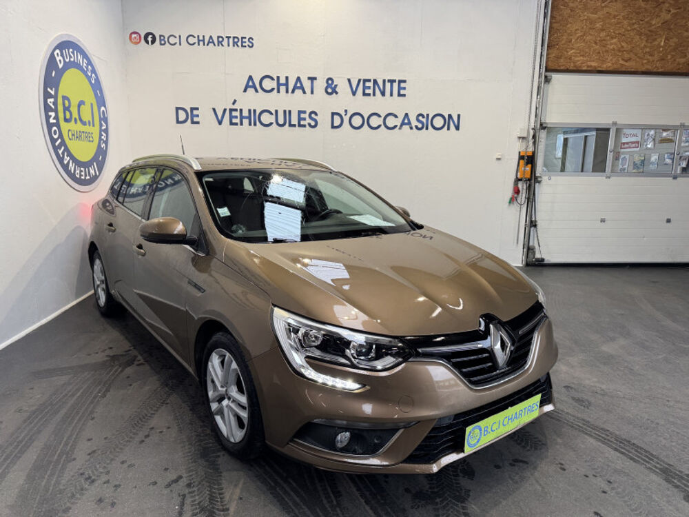 Megane IV 1.2 TCE 100CH ENERGY BUSINESS 2016 occasion 28630 Nogent-le-Phaye