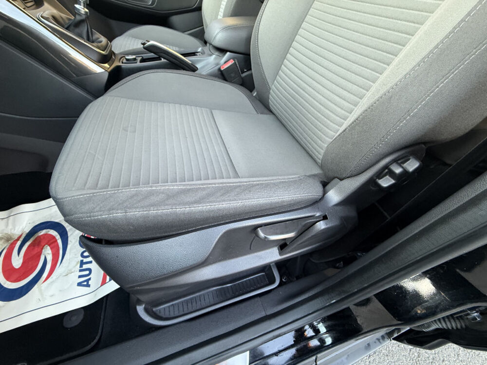 Focus C-MAX 1.5 TDCI 120CH STOP&START TITANIUM 2018 occasion 31140 Aucamville