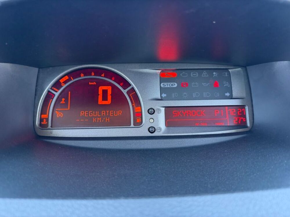 Grand Modus 1.5 DCI 90CH DYNAMIQUE ECO&sup2; / DISTRIBUTION NEUVE 2026 2010 occasion 38130 ECHIROLLES