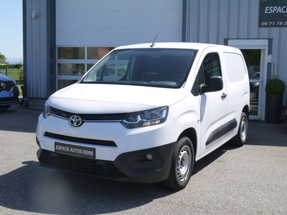 Proace MEDIUM 75 D-4D / 3 PLACES / TVA RECUPRABLE / 9991HT 2020 occasion 38260 La C&ocirc;te-Saint-Andr&eacute;